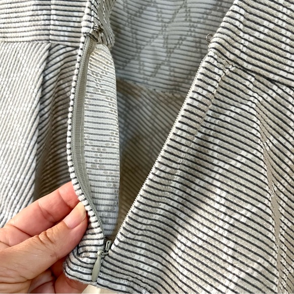 NWOT BCBGeneration Peplum Sleeveless Tank Top - Picture 5 of 12